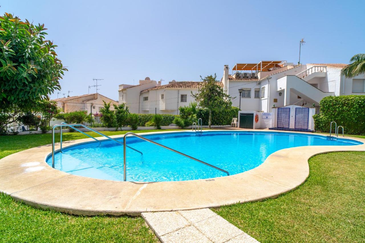 Perdigon 325 Paradise Casasol * Nerja